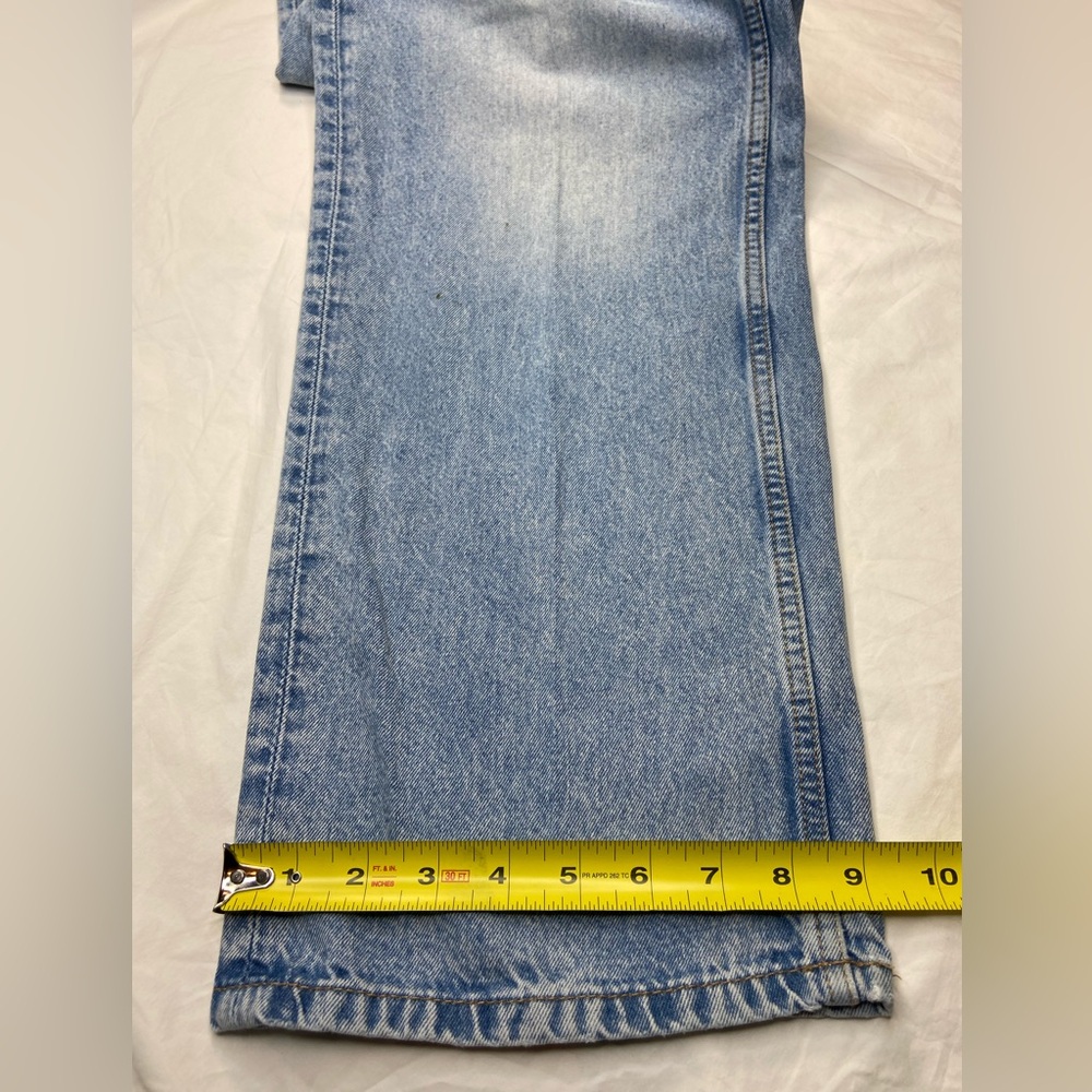 H&M Divided Light Blue‎ High-Waist Straight Jeans Size 4 zipper close - Picture 8 of 16